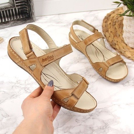 Skórzane sandały damskie komfortowe na rzepy brązowe Helios 205